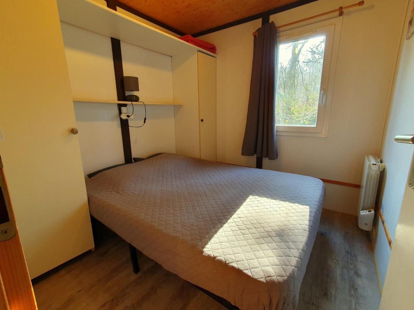 Les Chalets Du Quignon Autry-le-Chatel Eksteriør billede